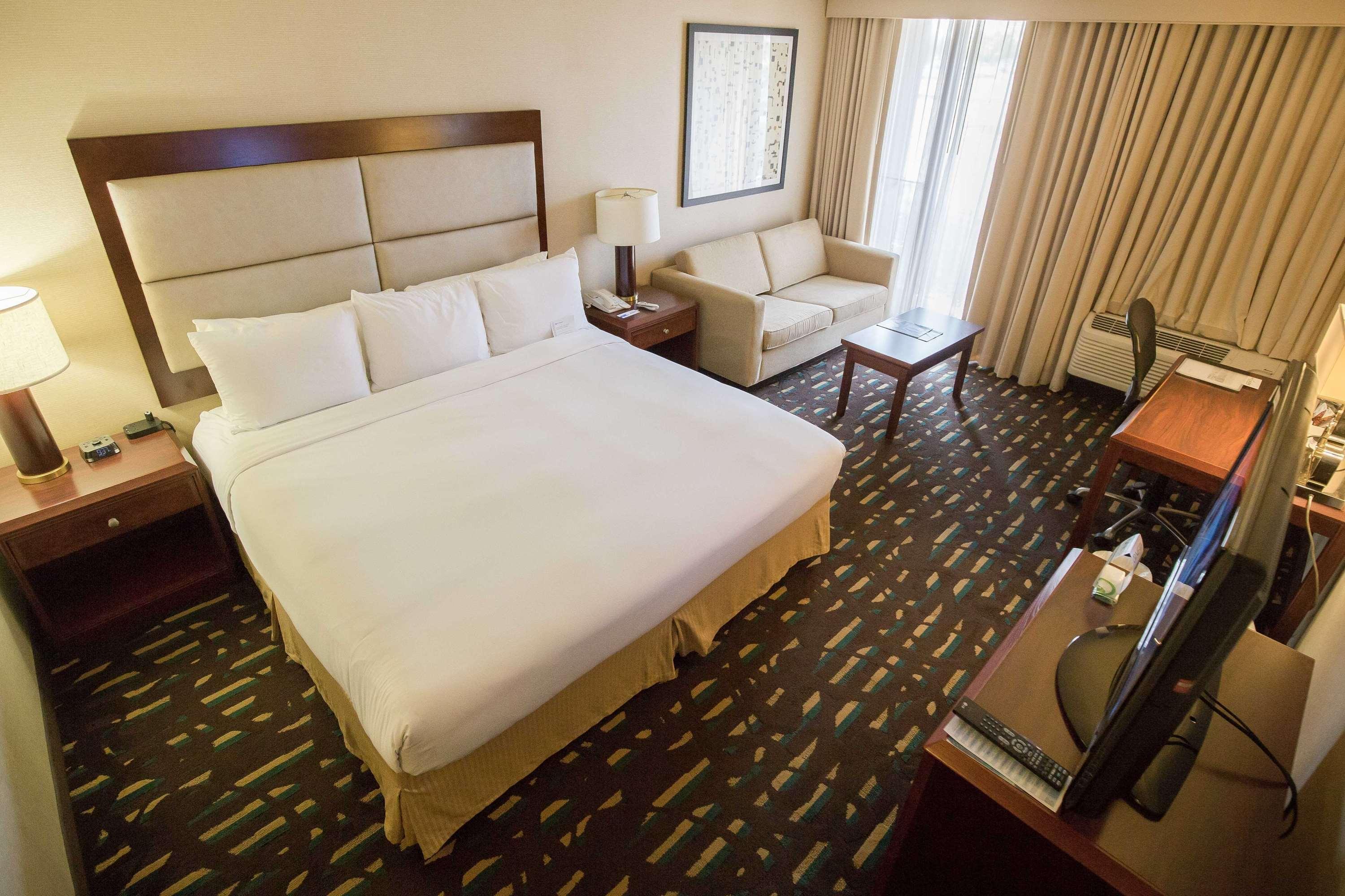 Wyndham Chicago O'Hare Hotel Роузмънт Екстериор снимка