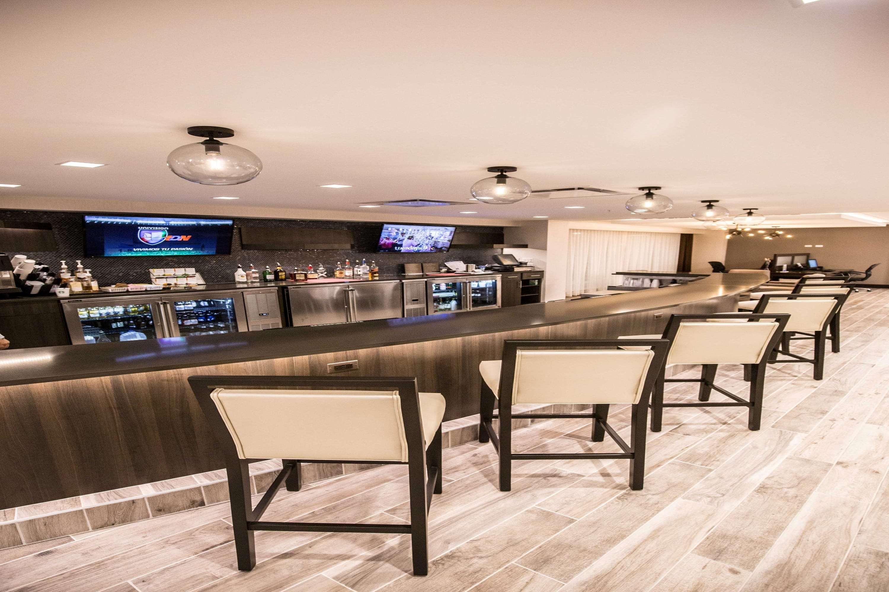 Wyndham Chicago O'Hare Hotel Роузмънт Екстериор снимка