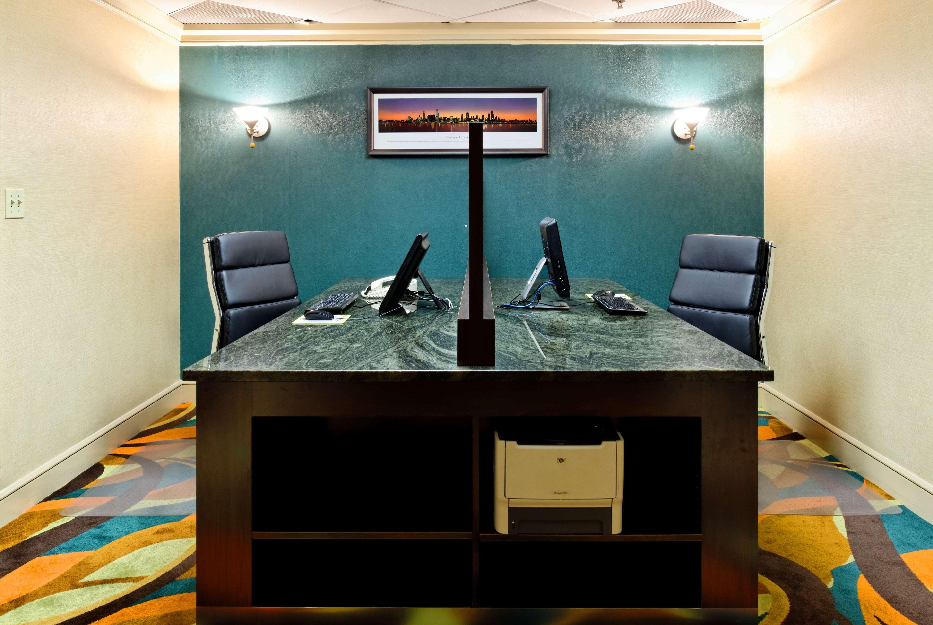Wyndham Chicago O'Hare Hotel Роузмънт Екстериор снимка